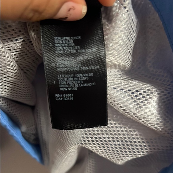 The North Face Blue Bomber Jacket Sleek Modern Design - Picture 8 of 11